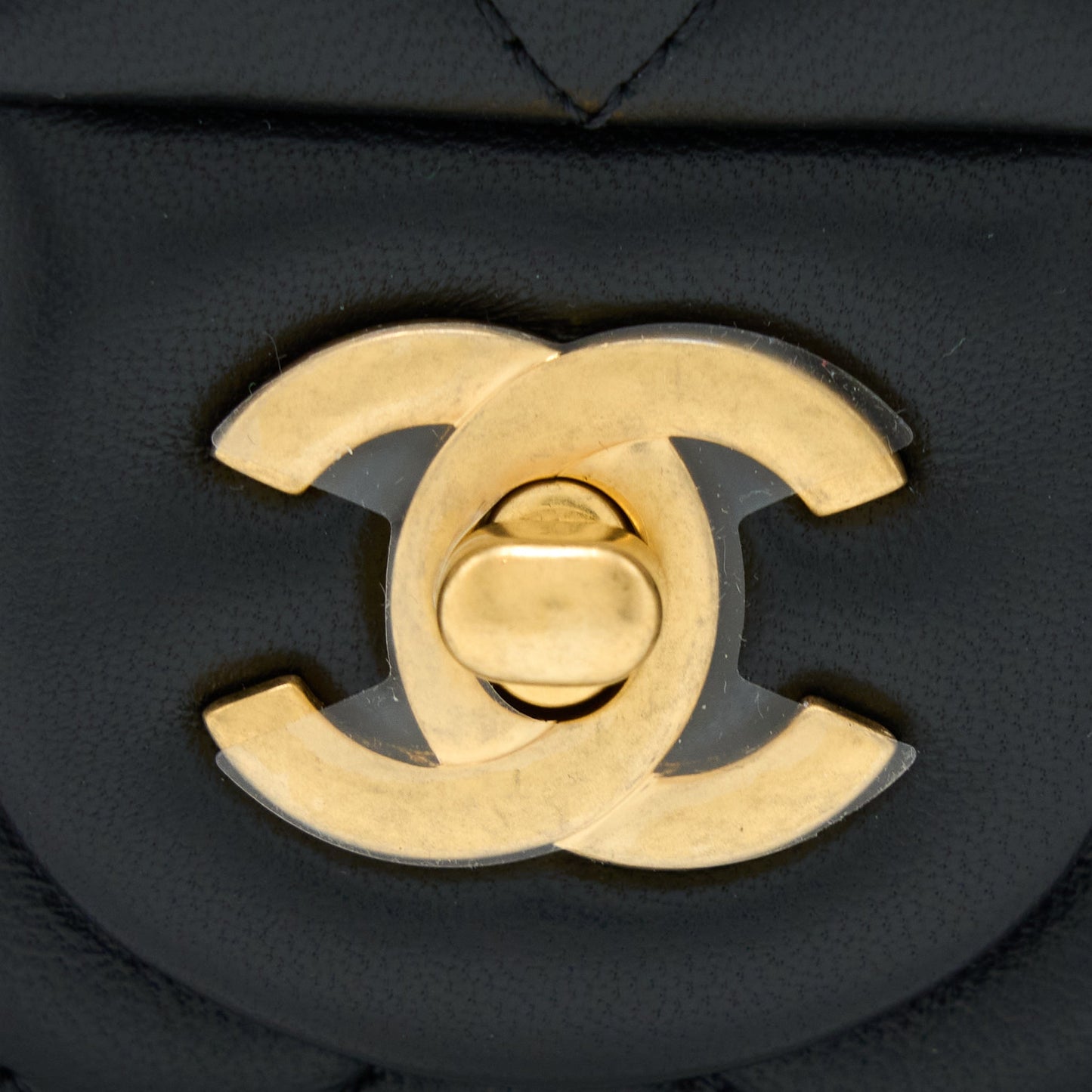 Chanel 22S Pearl Crush Mini Square Flap Bag Lambskin Black (Microchip)