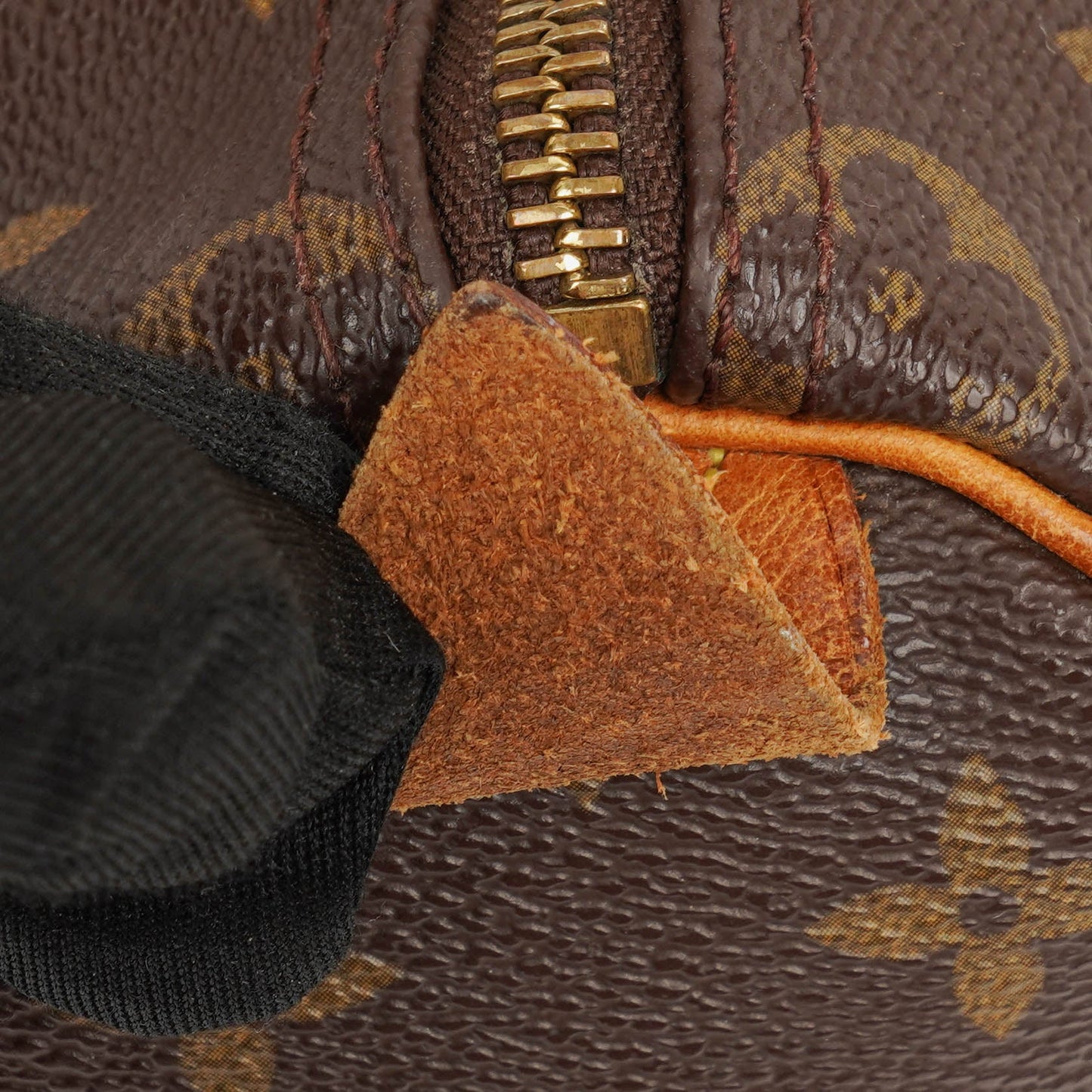 Louis Vuitton  25 Monogram Canvas Bag