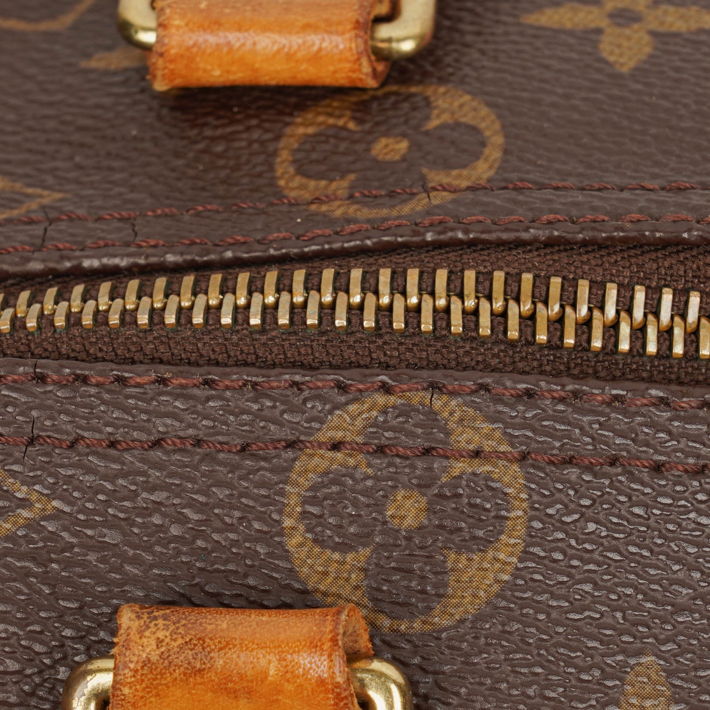 Louis Vuitton  25 Monogram Canvas Bag