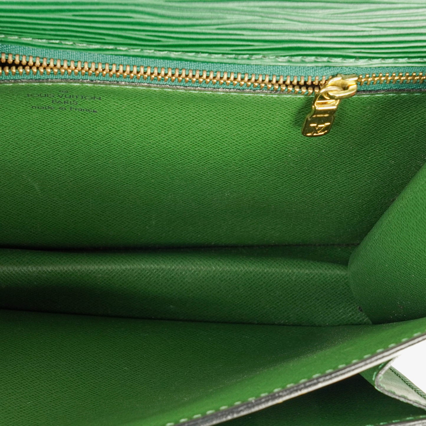 Louis Vuitton Pochette Sellier Dragonne Green Epi Clutch