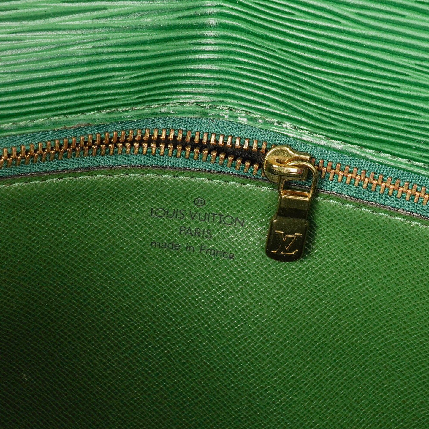 Louis Vuitton Pochette Sellier Dragonne Green Epi Clutch