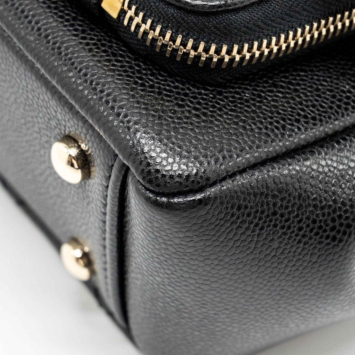 Chanel medium business affinity caviar black L (Microchip)