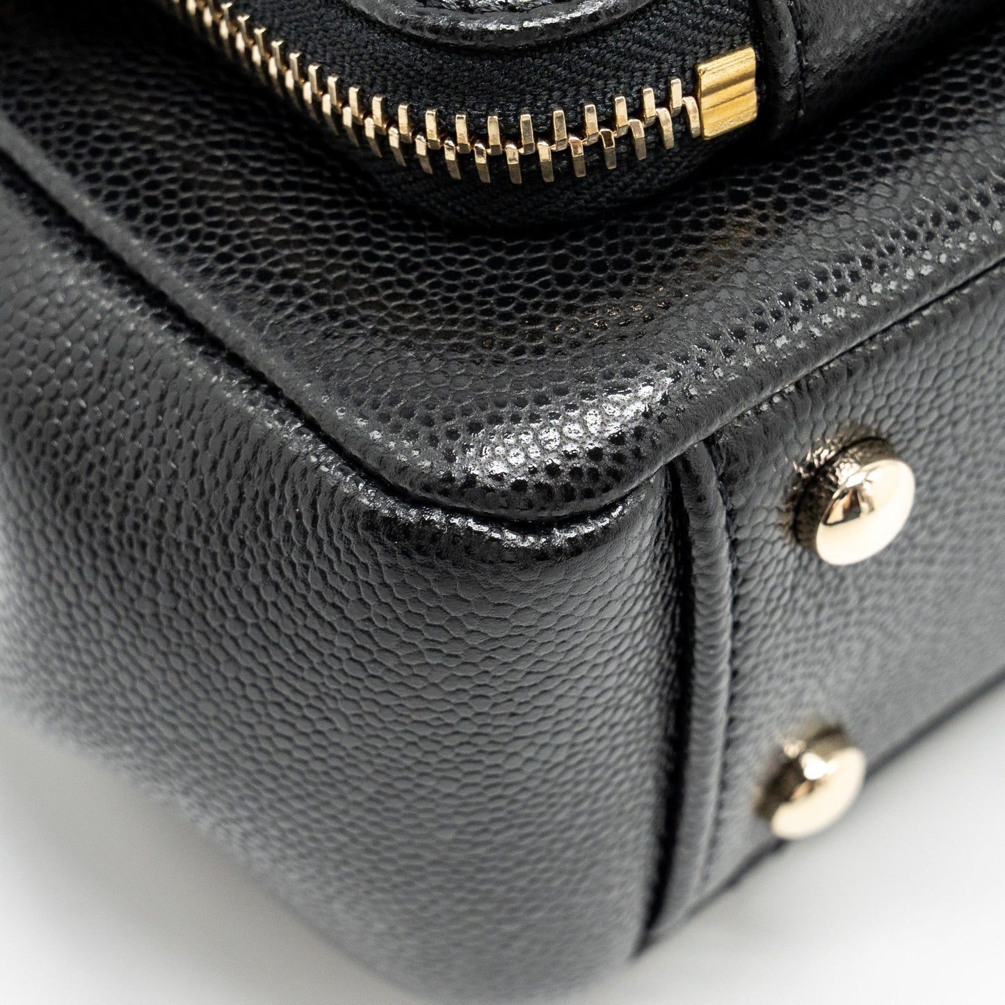 Chanel medium business affinity caviar black L (Microchip)