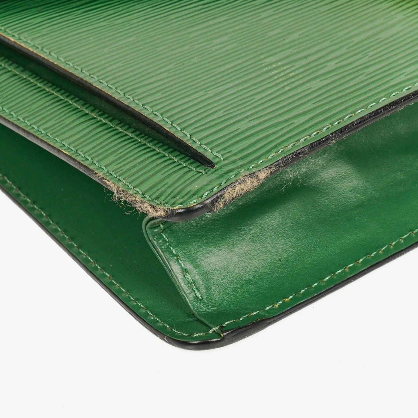 Louis Vuitton Pochette Sellier Dragonne Green Epi Clutch