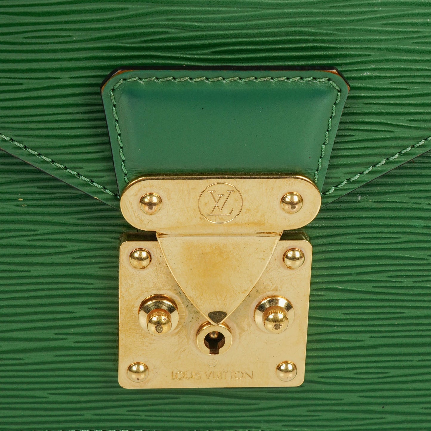 Louis Vuitton Pochette Sellier Dragonne Green Epi Clutch