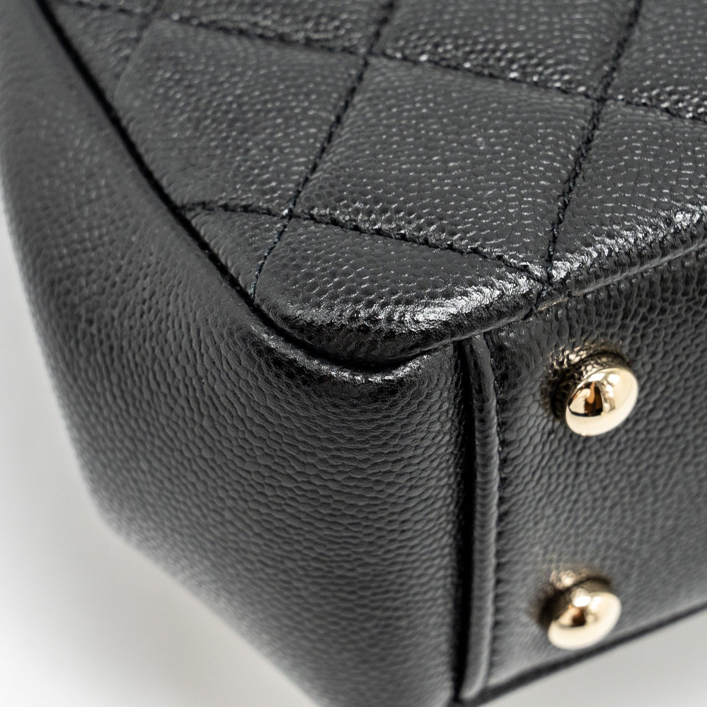 Chanel medium business affinity caviar black L (Microchip)