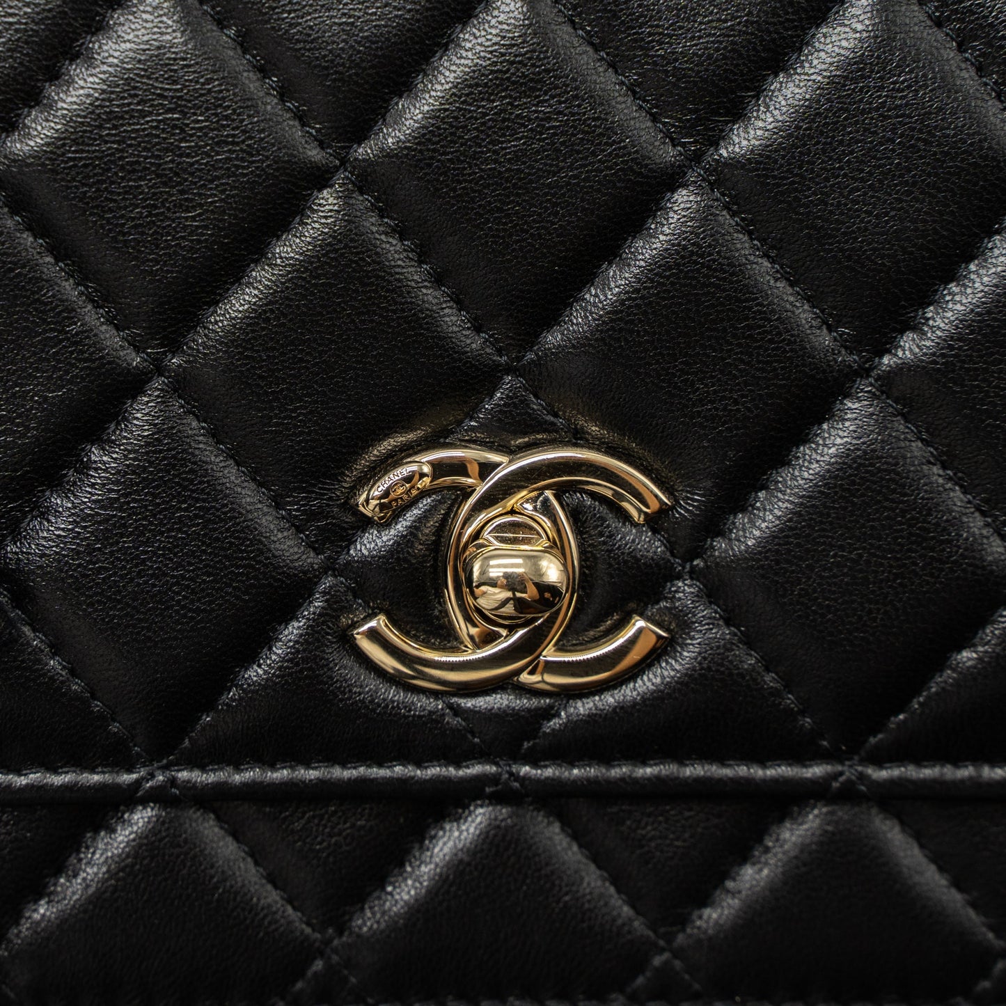 Chanel Mini Trendy CC Wallet on Chain Lambskin Black L (Microchip)
