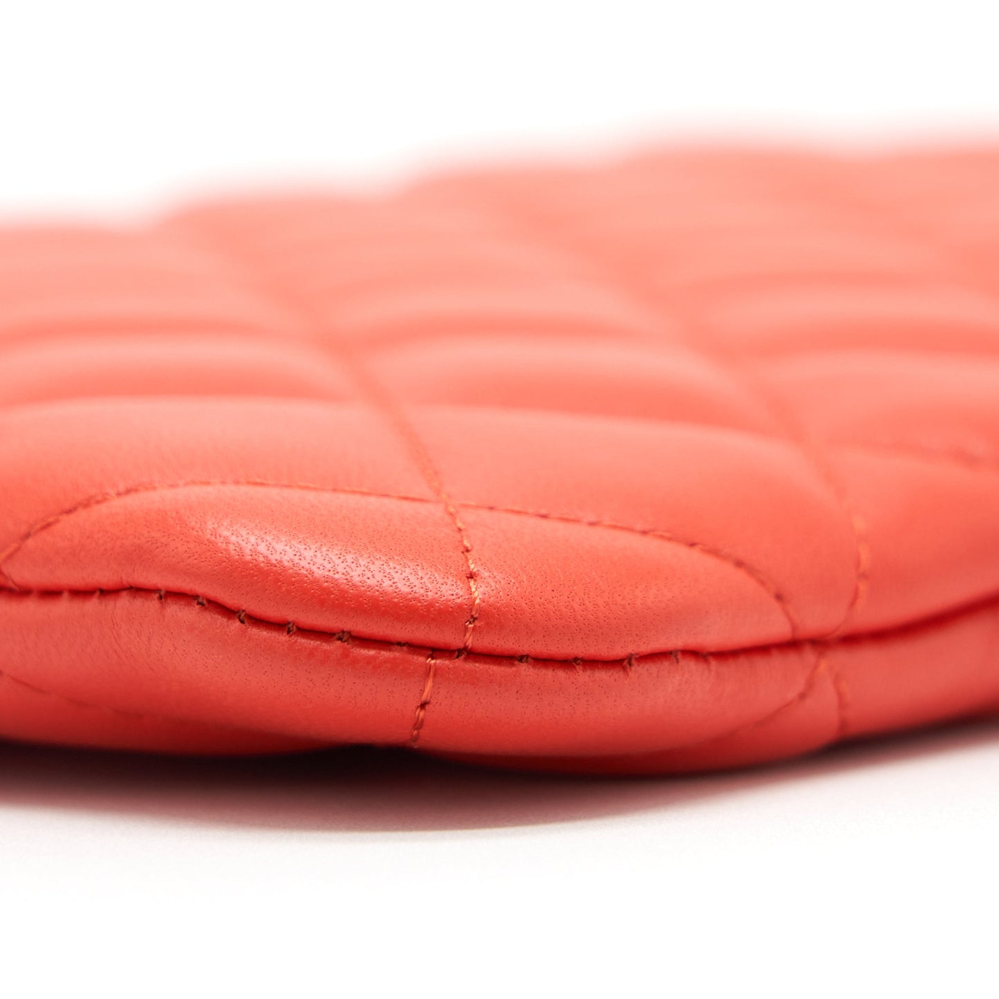 Chanel Habana O Case Pouch Lambskin Red