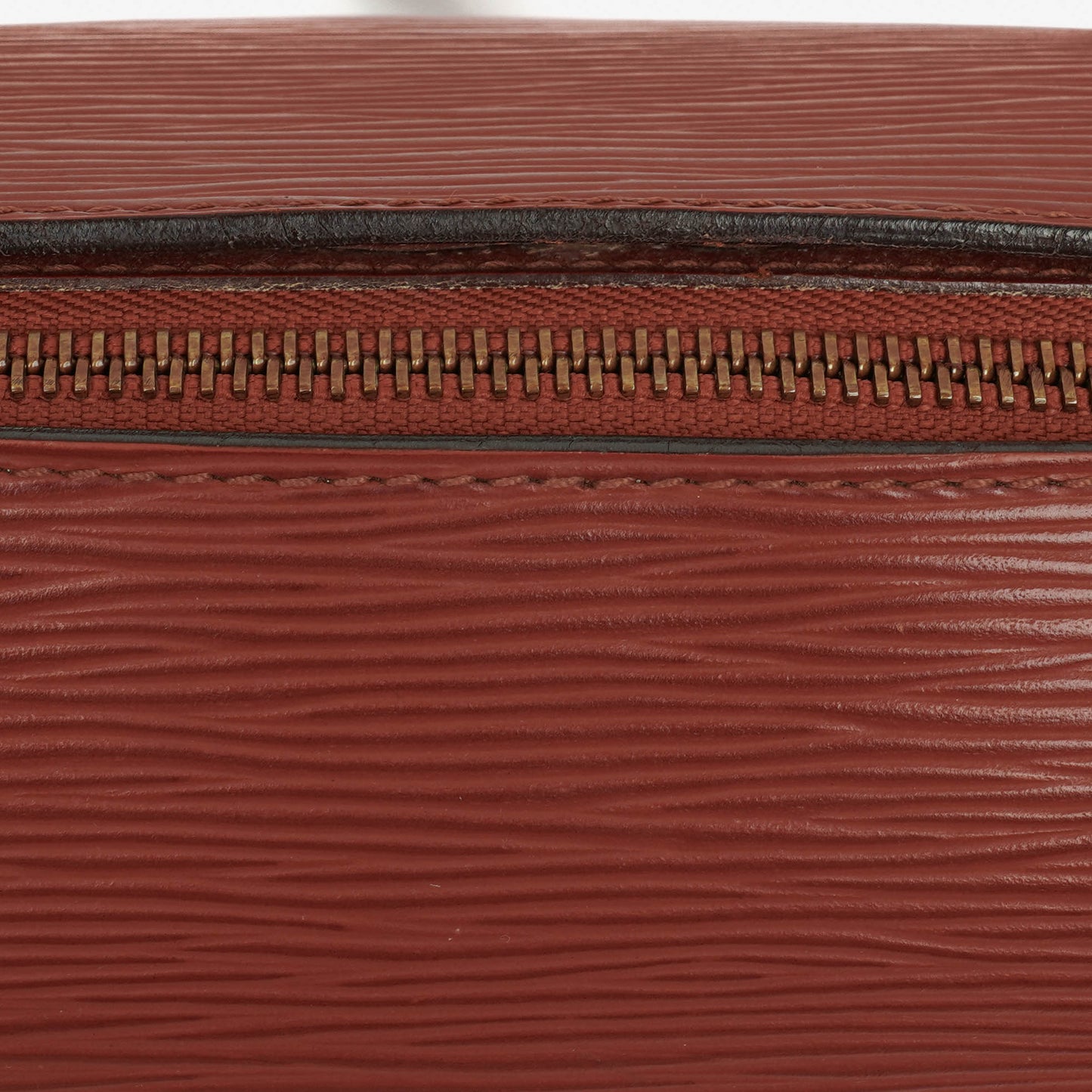 Louis Vuitton Soufflot Handbag In Kenyan Fawn Epi Leather