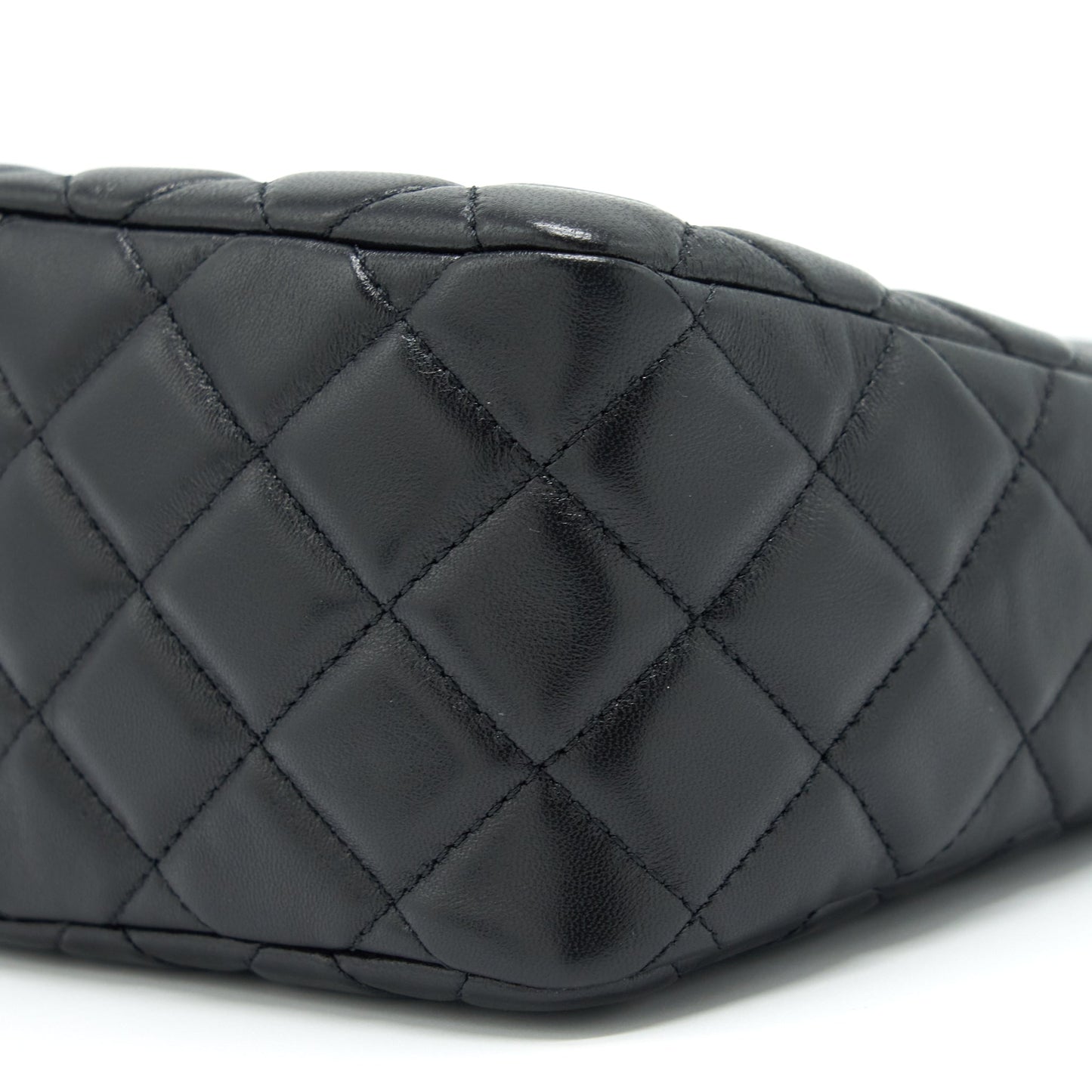 Chanel 22S Pearl Crush Hobo Bag Lambskin Black