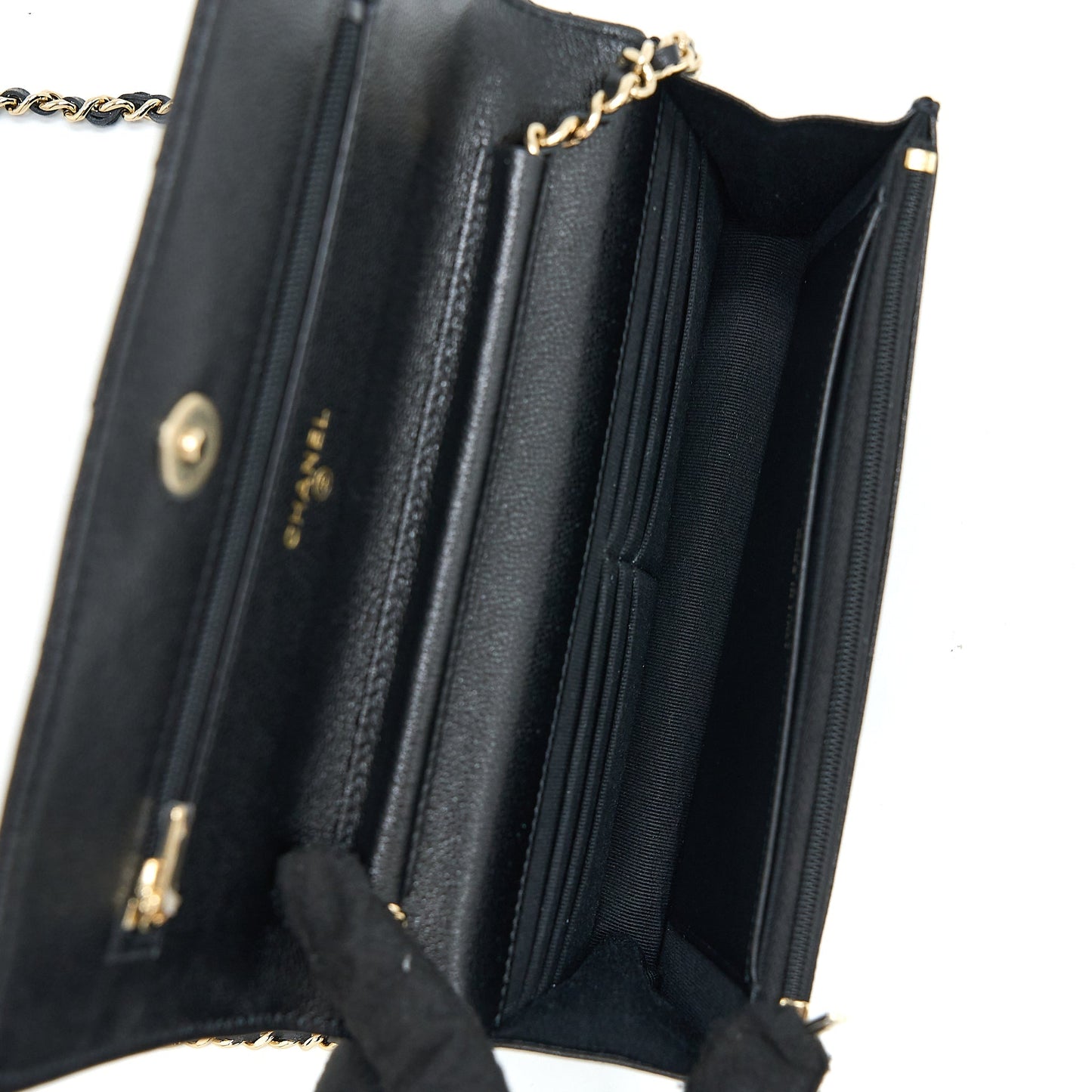 Chanel 22B Detail CC Logo Wallet On Chain Caviar Black L (Microchip)