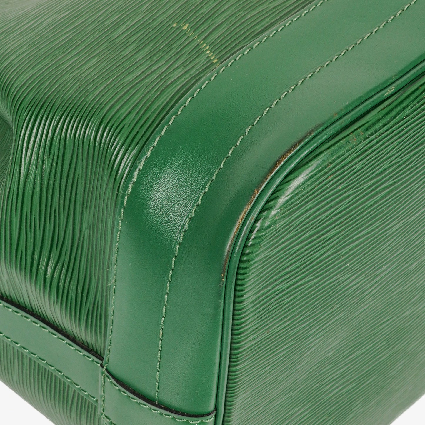 Louis Vuitton Noe Grande GM Green EPI Leather Shoulder Bag