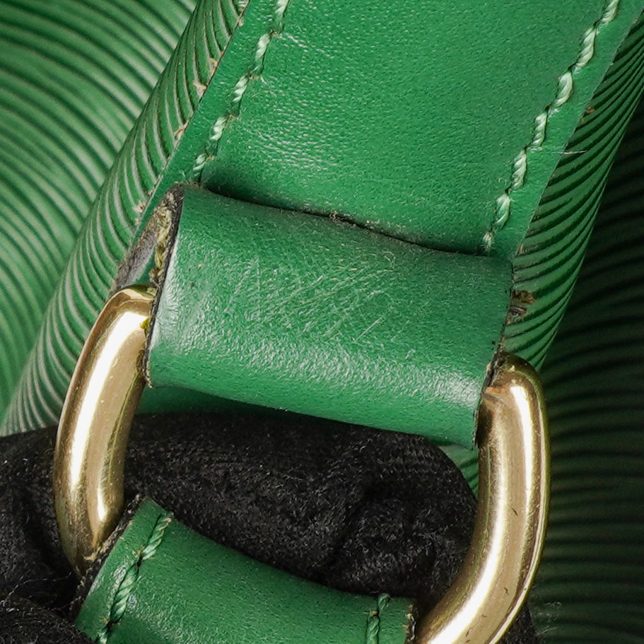 Louis Vuitton Noe Grande GM Green EPI Leather Shoulder Bag