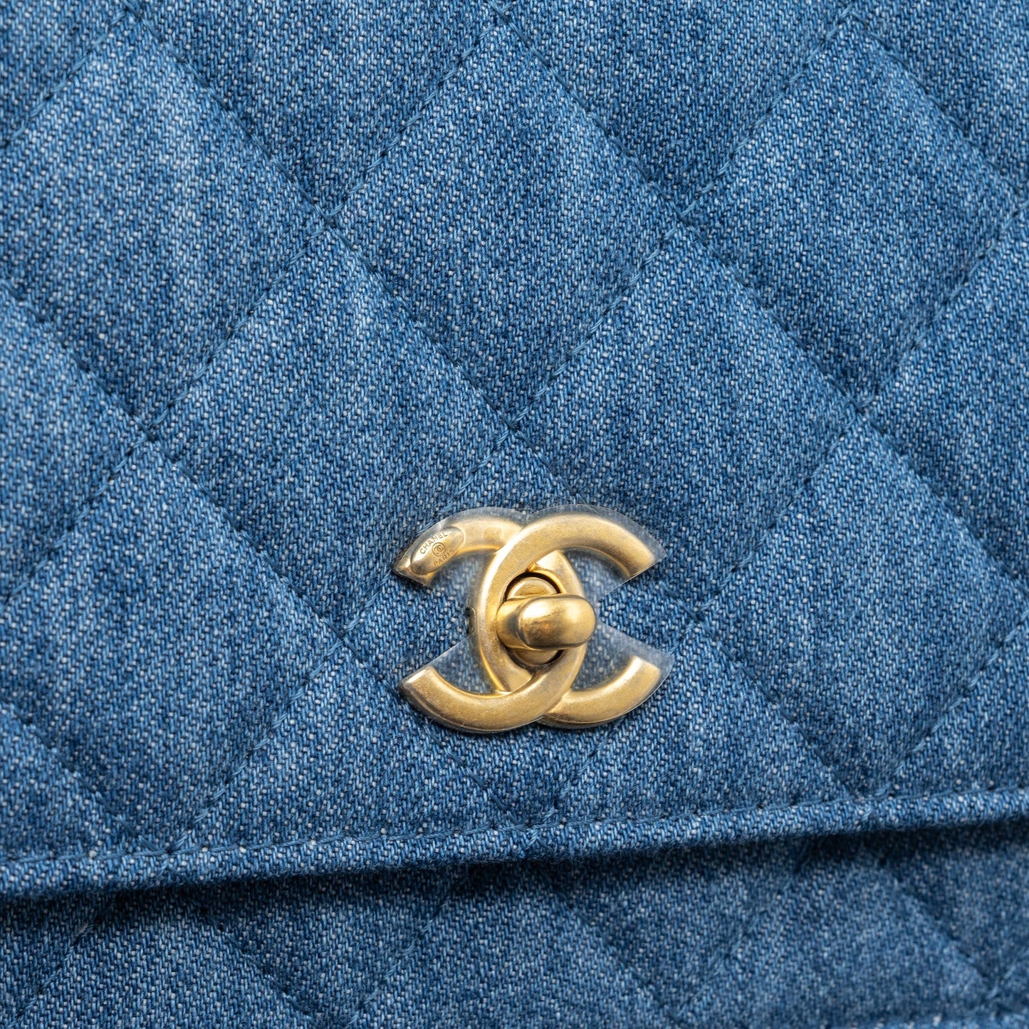 Chanel 22C Pearl Crush wallet on chain Denim blue (microchip)