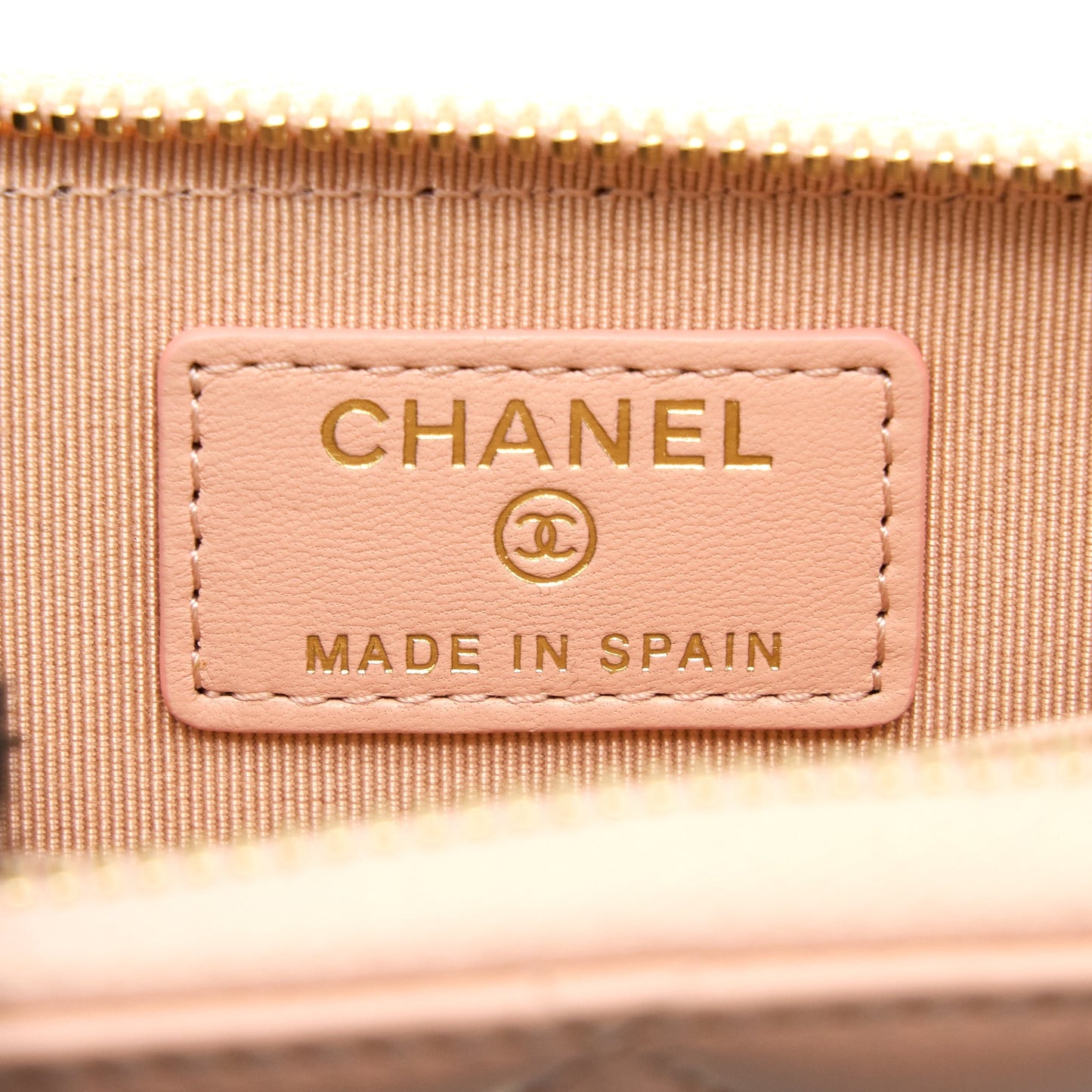 Chanel Zip Card Holder Lambskin Light Pink L