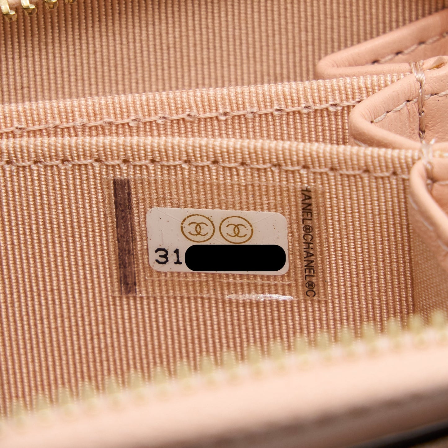 Chanel Zip Card Holder Lambskin Light Pink L