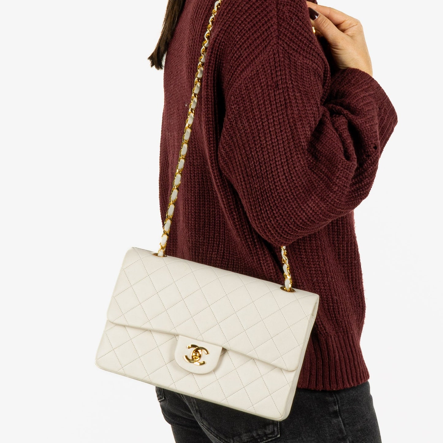 Chanel Medium Classic  Double Flap Bag In White Quilted Lambskin And 24K Gold-Plated Hardware