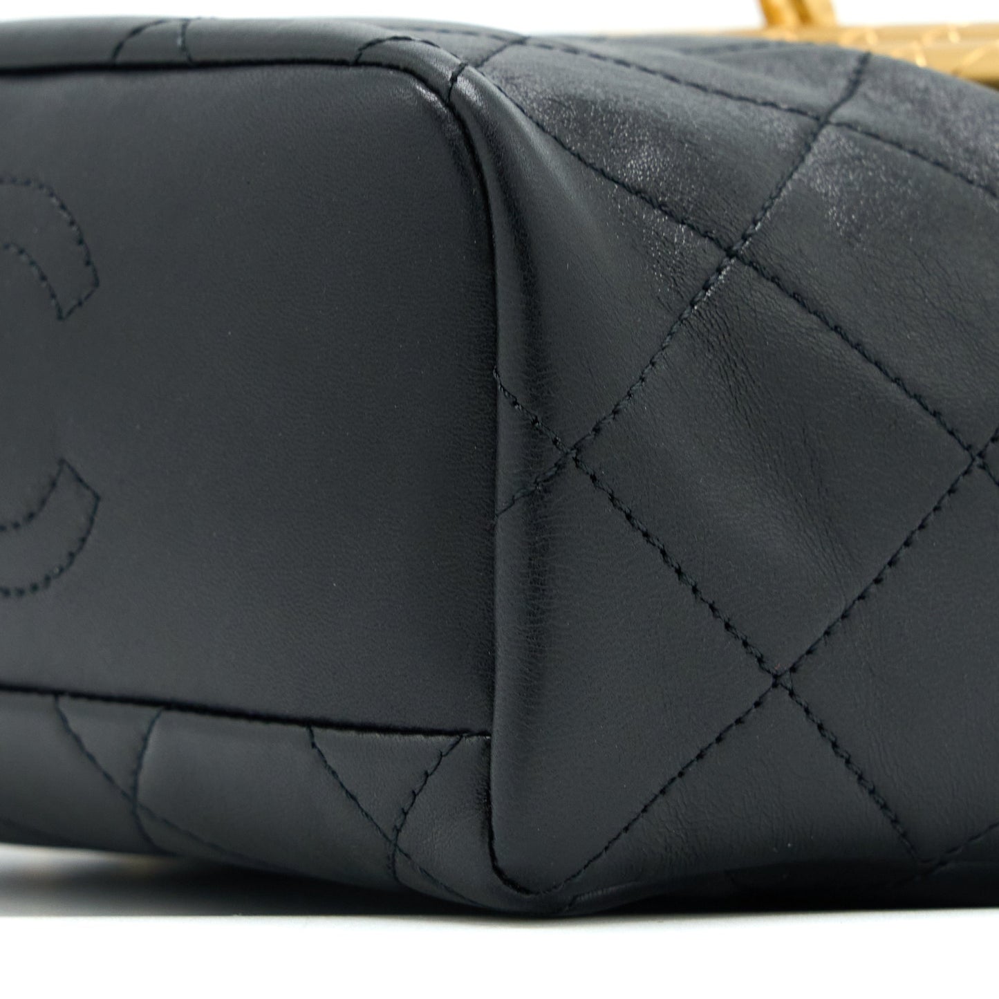 Chanel Kiss Lock Clasp Bag Lambskin Black Brushed