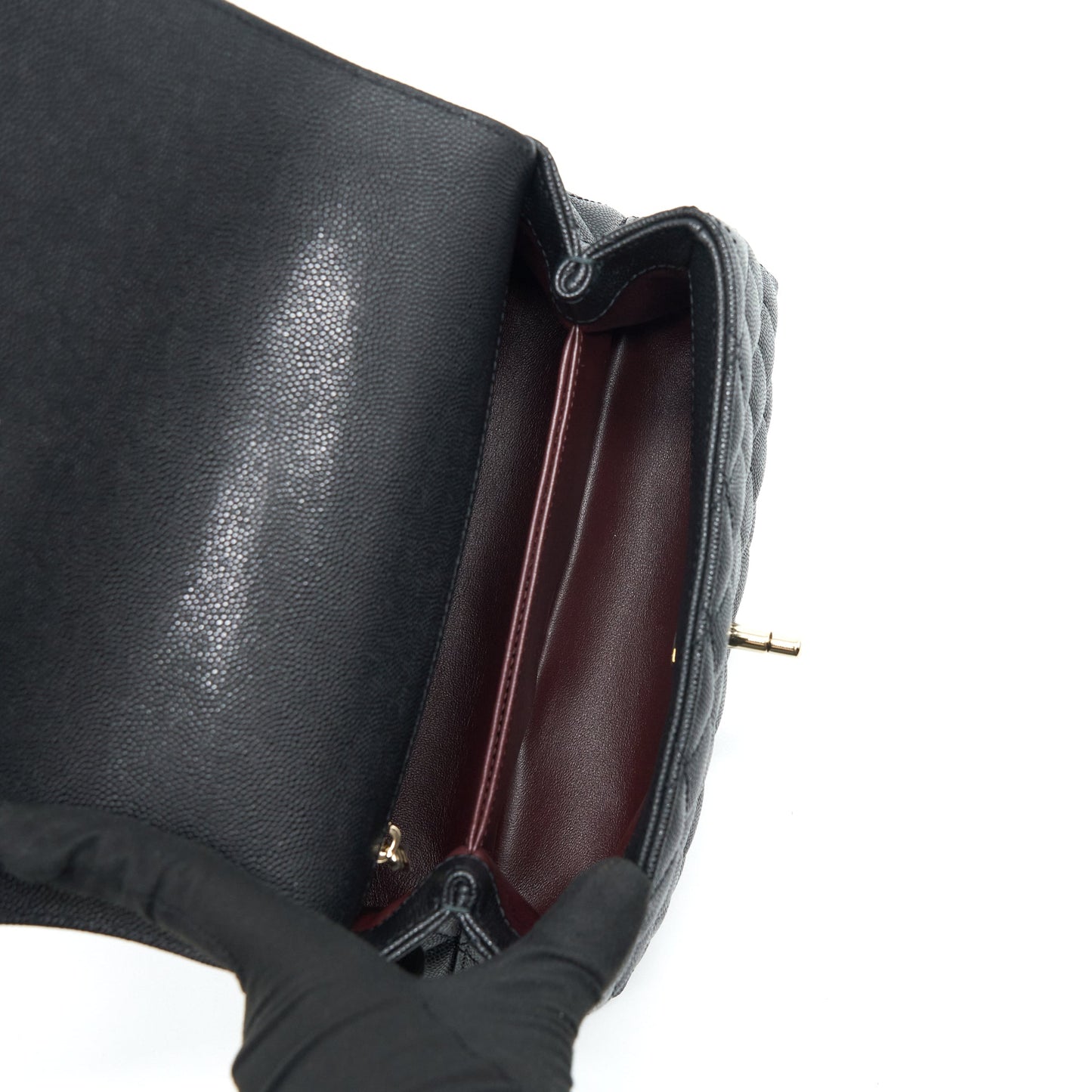 Chanel 22P Small Coco Handle Caviar Black L