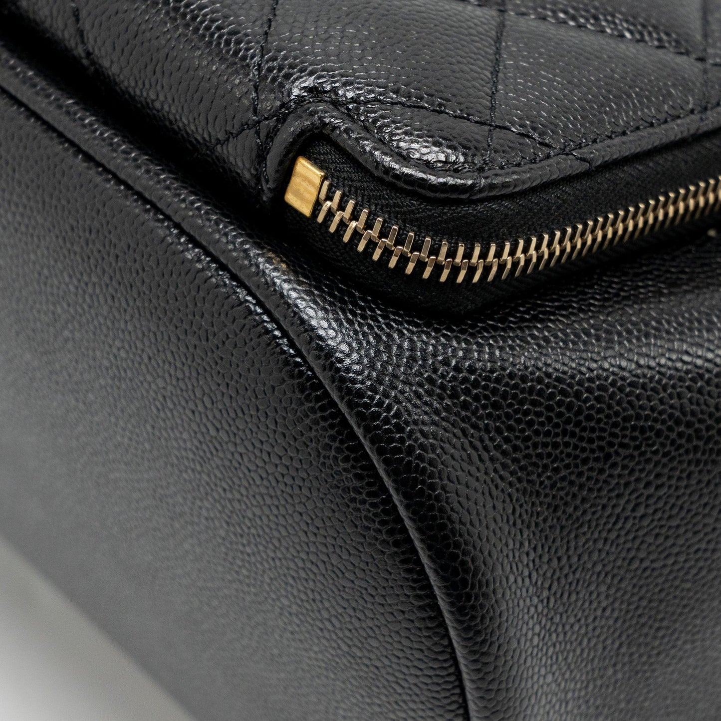 Chanel Affinity Backpack Caviar Black L (Microchip)