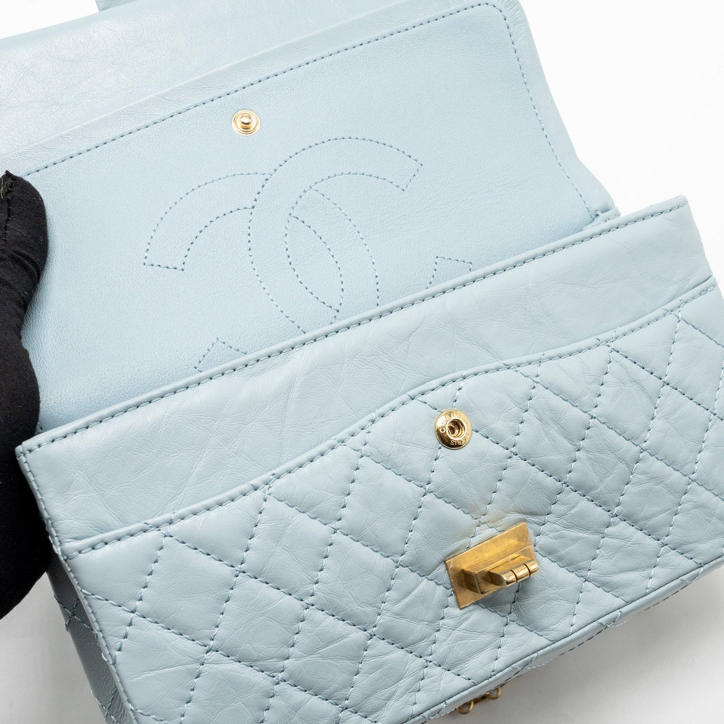 Chanel Small 2.55 226 reissue double flap bag calfskin light blue  (microchip)