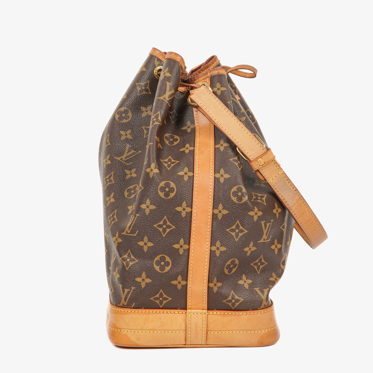 Louis Vuitton Noe Grande GM Monogram Canvas Shoulder Bag