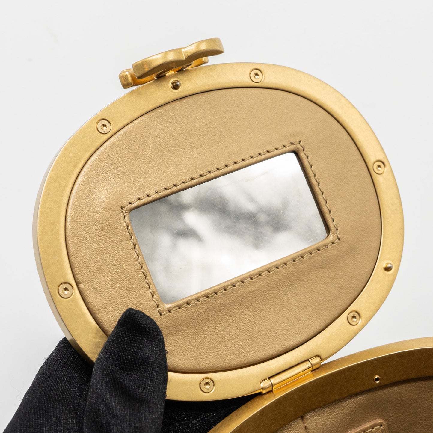 Chanel 21A Vanity With Chain Lambskin Black  (Microchip)