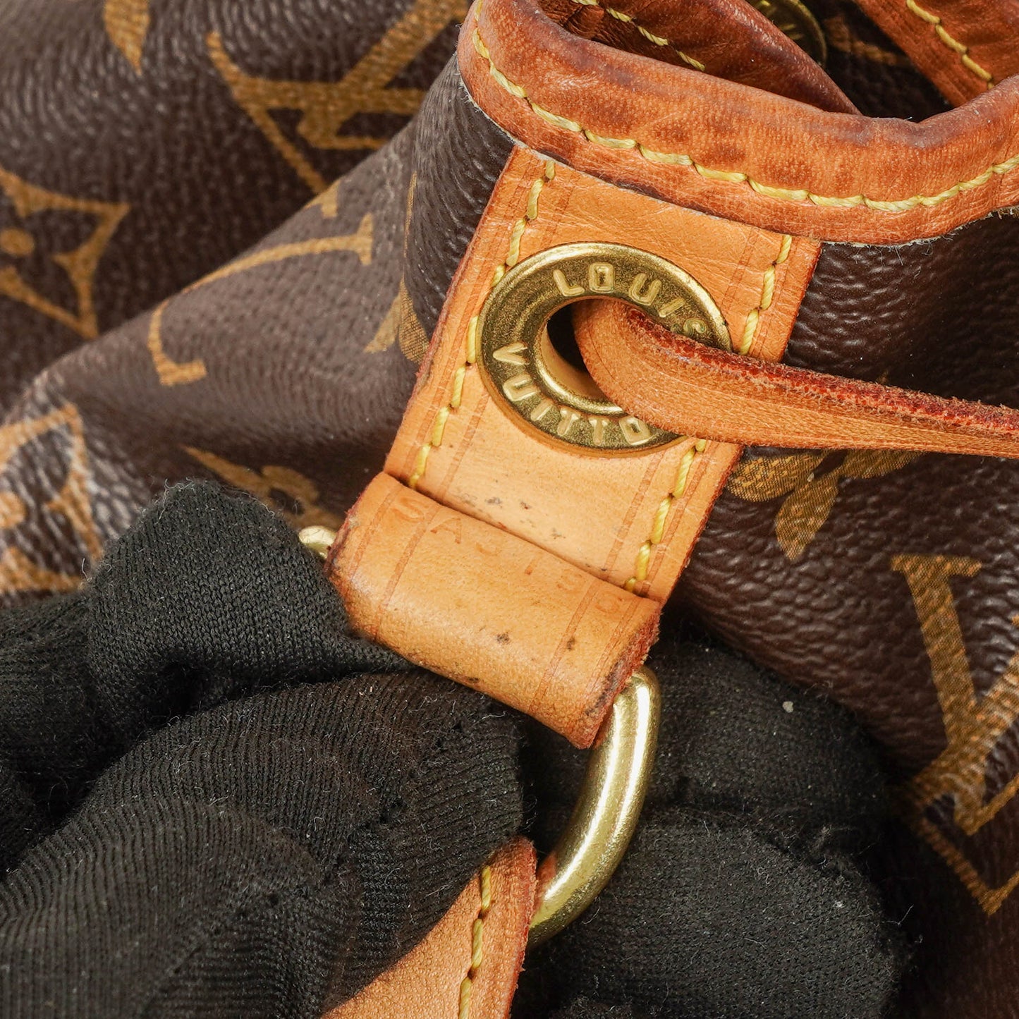 Louis Vuitton Noe Grande GM Monogram Canvas Shoulder Bag