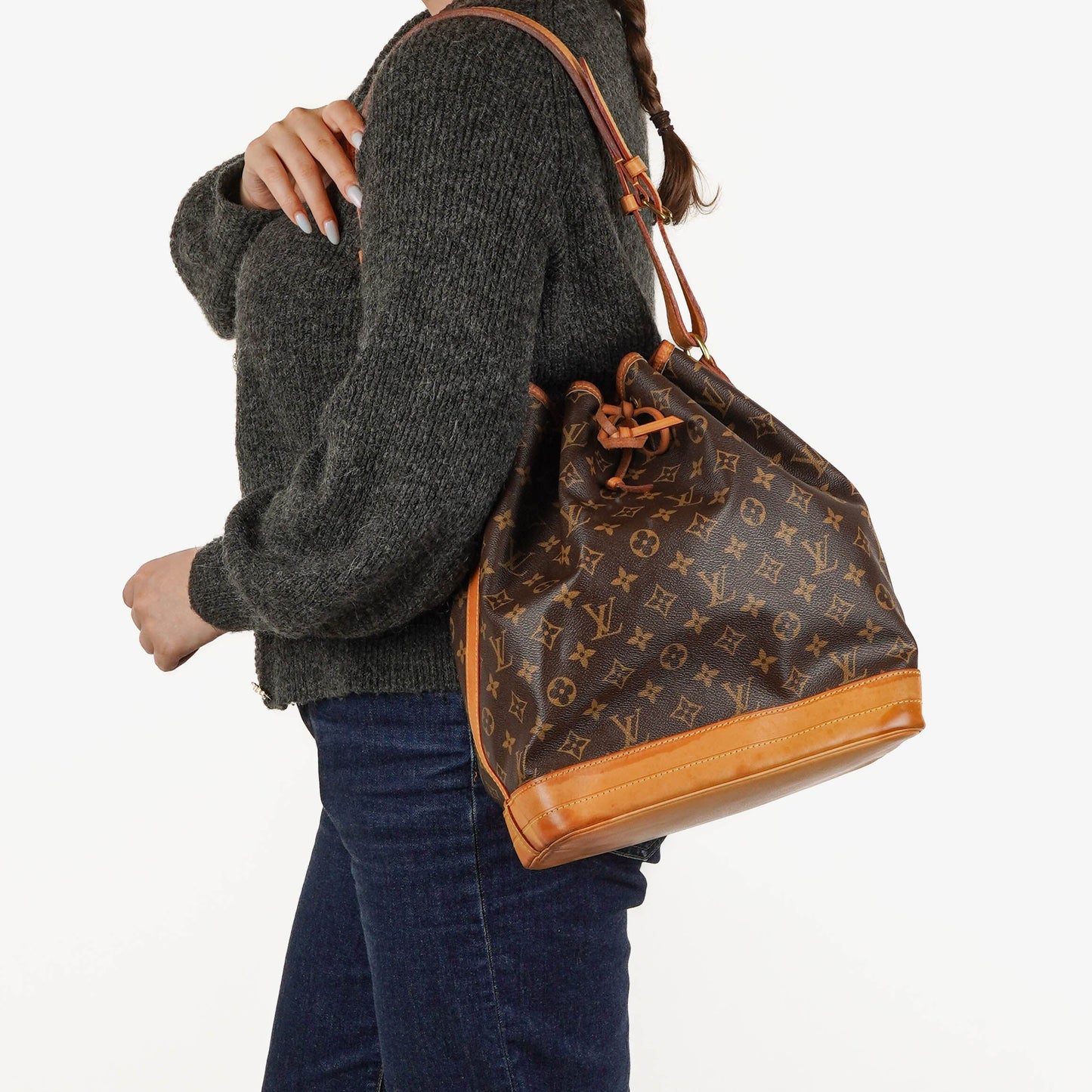 Louis Vuitton Noe Grande GM Monogram Canvas Shoulder Bag