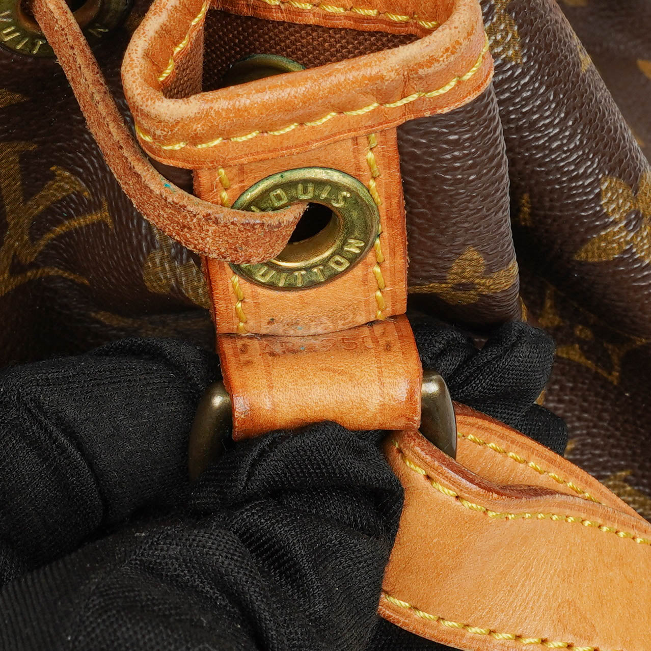 Louis Vuitton Noe GM Monogram Canvas Shoulder Bag