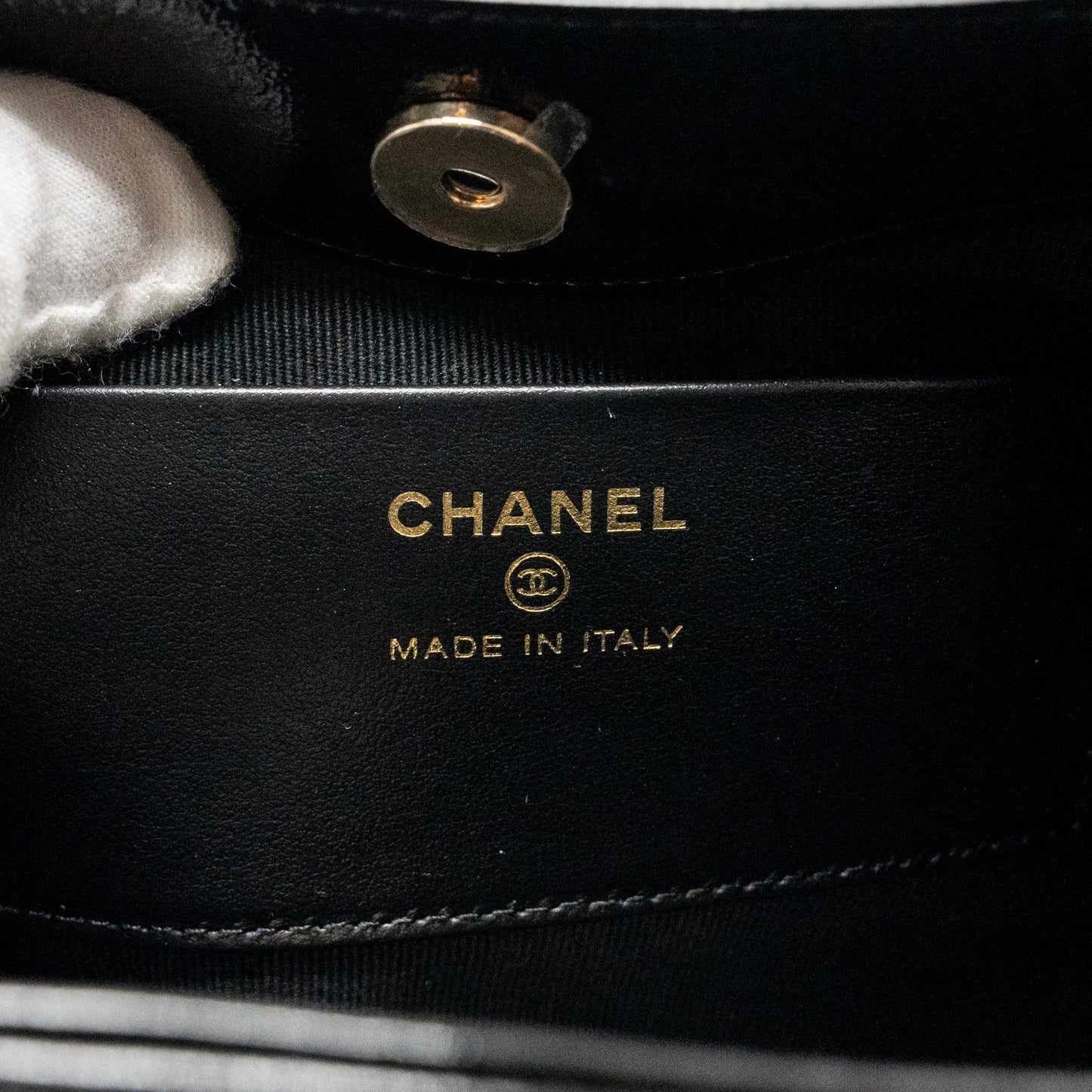 Chanel Mini 31 Clutch with Chain Shiny Calfskin Black L (Microchip)