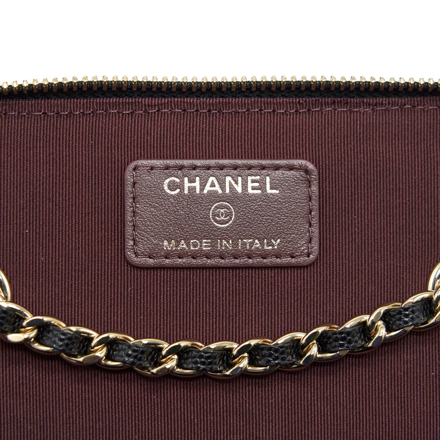 Chanel 22C Long vanity with Chain Caviar black L