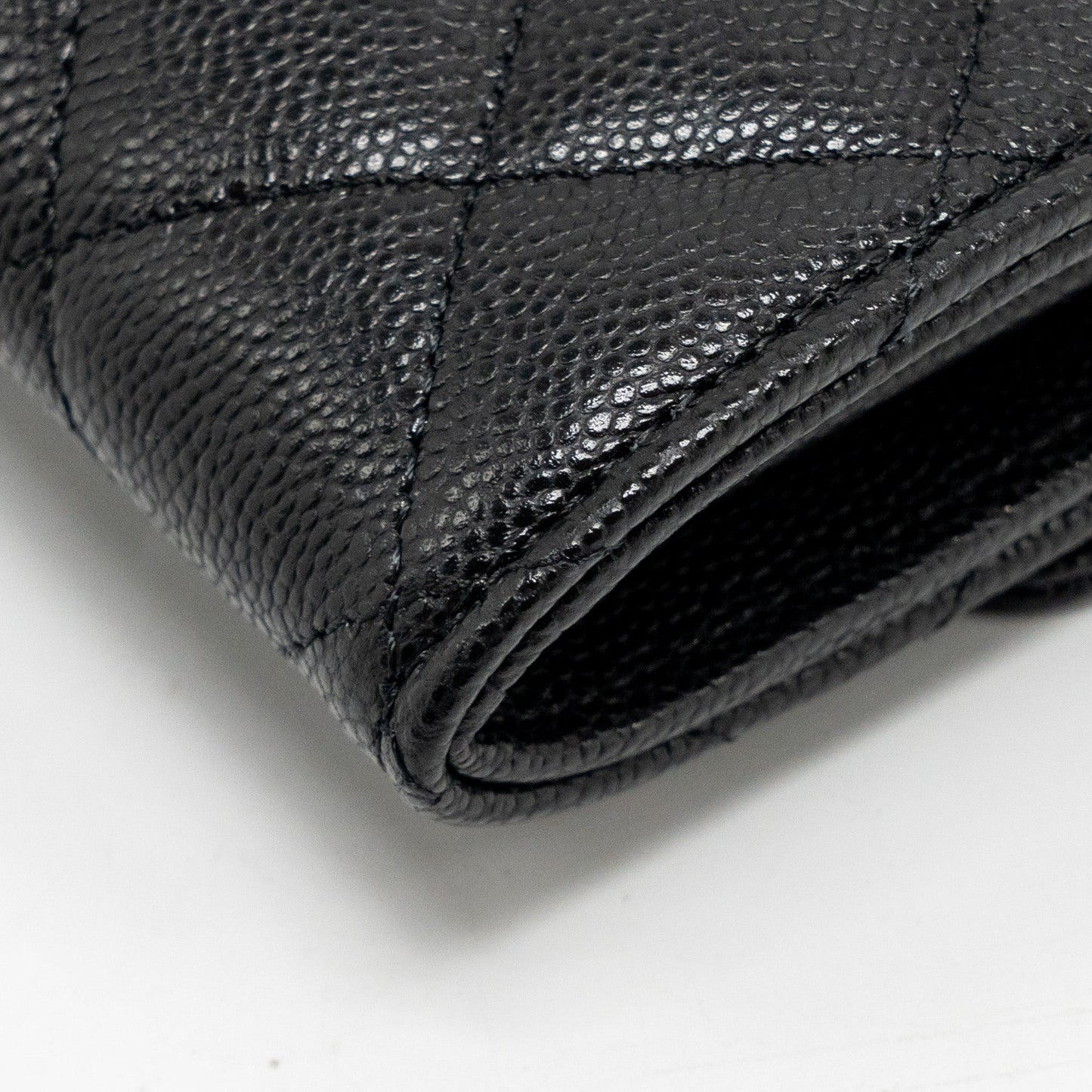 Chanel Classic Flap Card Holder Caviar Black L (Microchip)