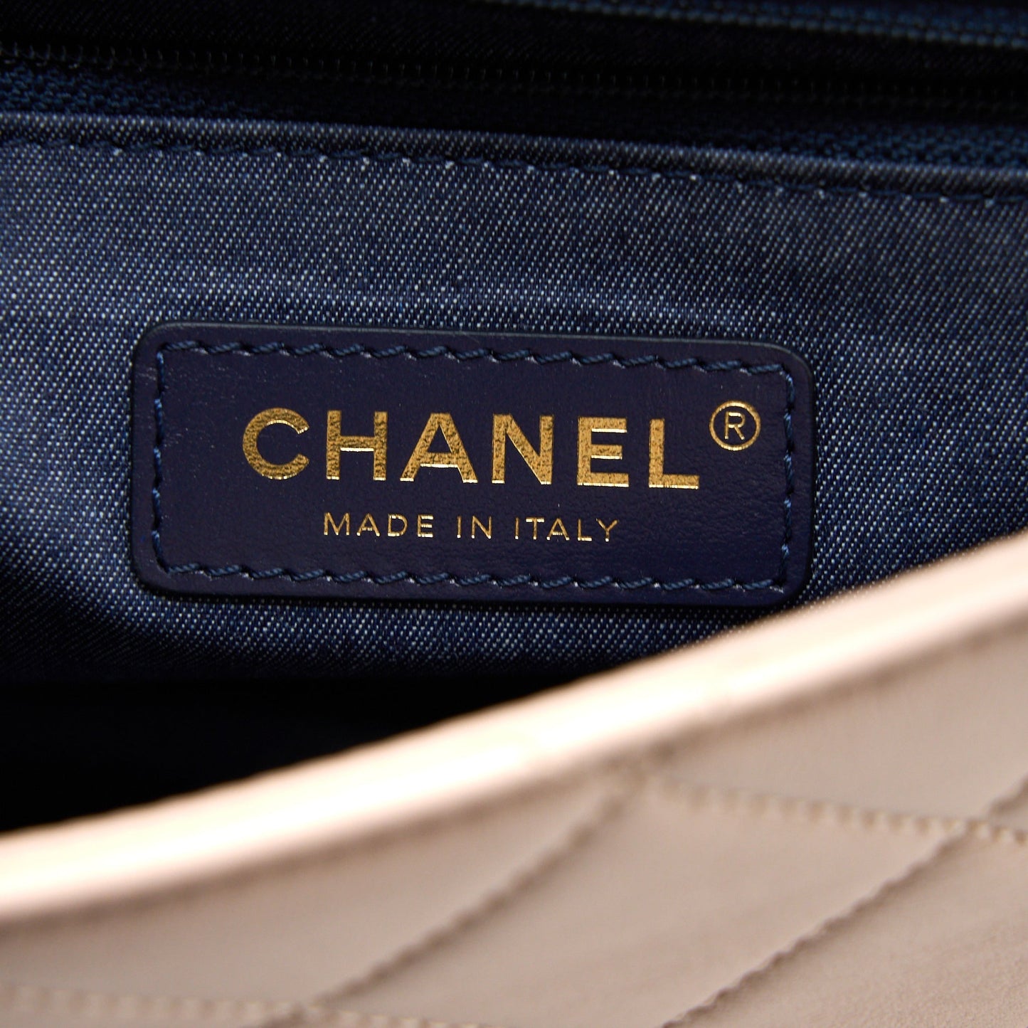 Chanel 22C Rectangular Flap Bag with Giant Top Handle Lambskin Pink L(Microchip)