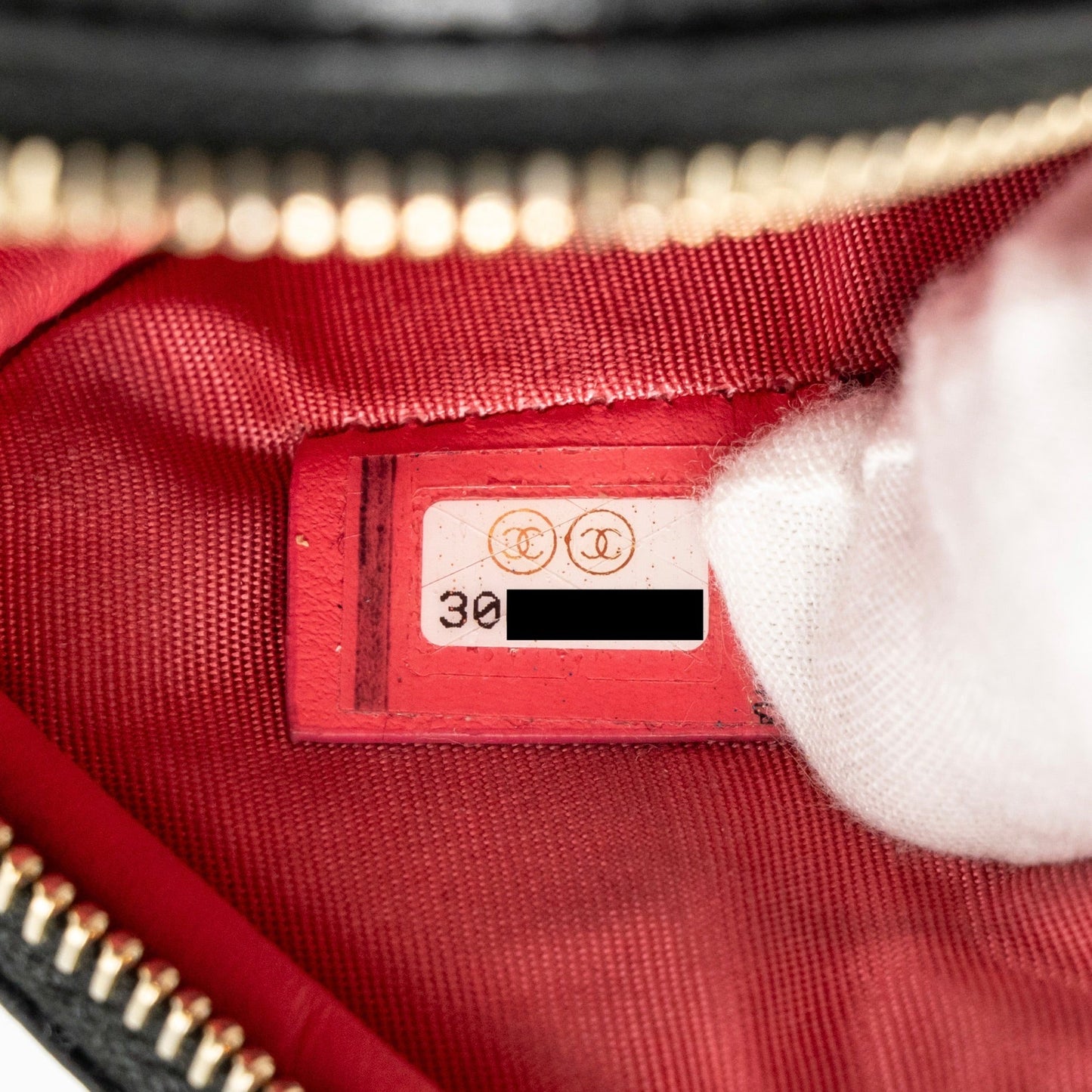 Chanel Quilted Diamond Zipper Coin Purse Caviar Black