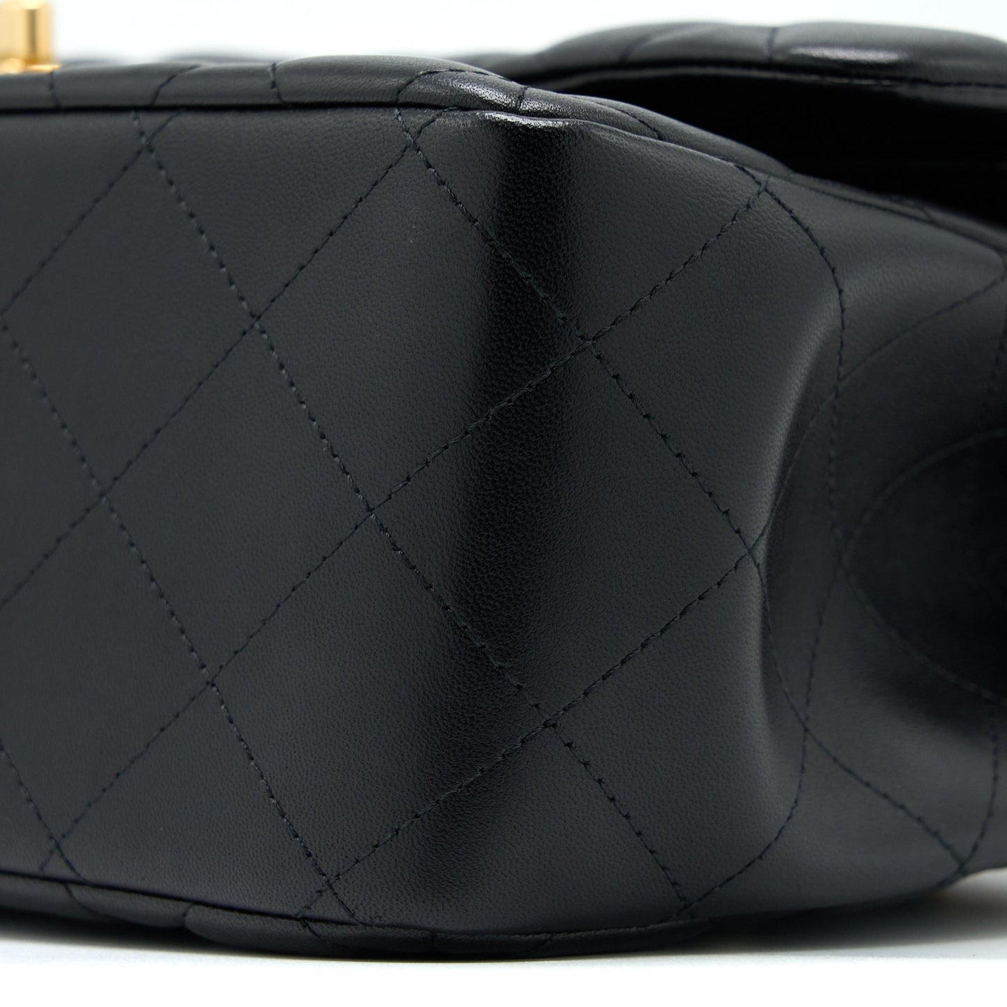 Chanel Jumbo Classic Double Flap Bag Lambskin Black
