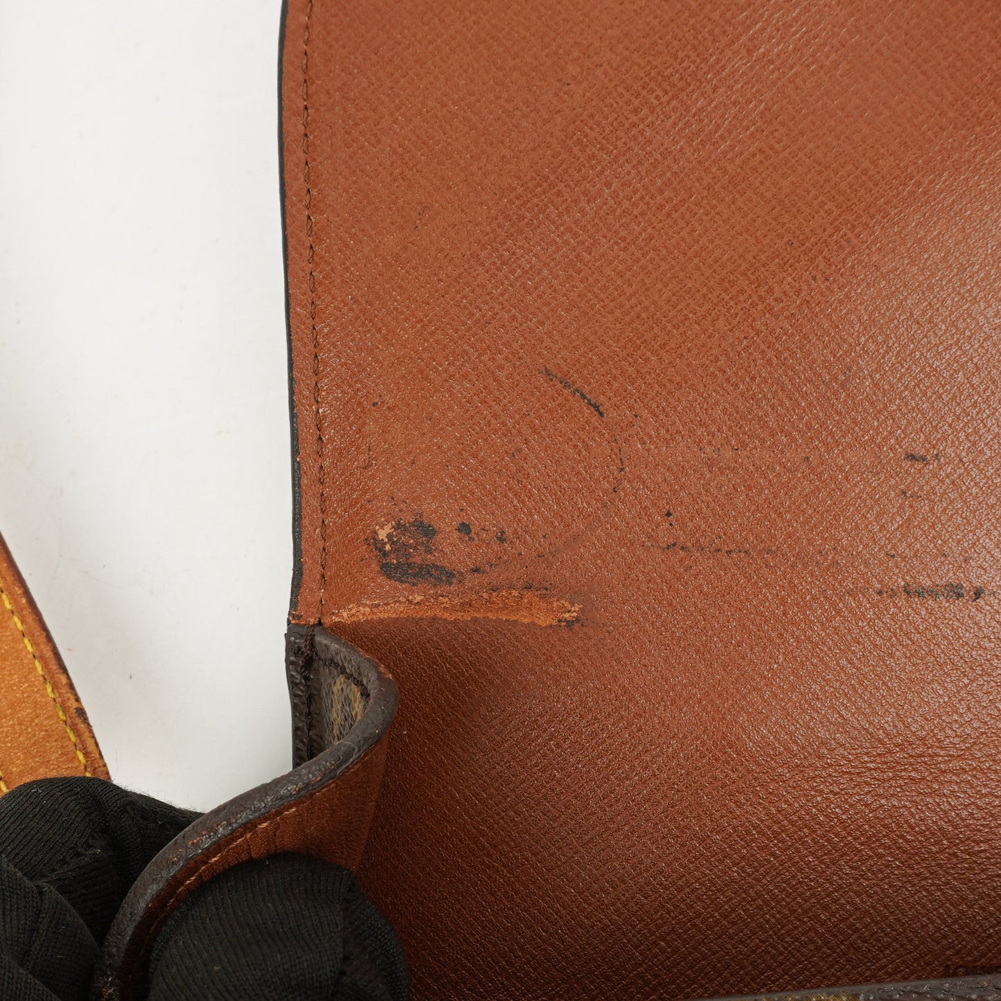 Louis Vuitton Saint Cloud  MM Monogram Canvas Crossbody Bag