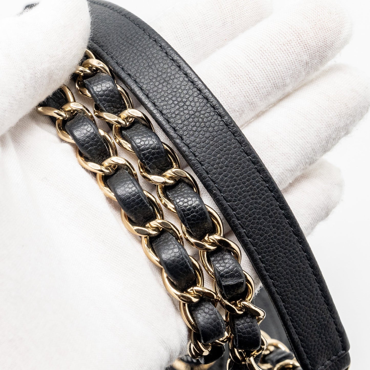 Chanel Medium Business Affinity Caviar black L