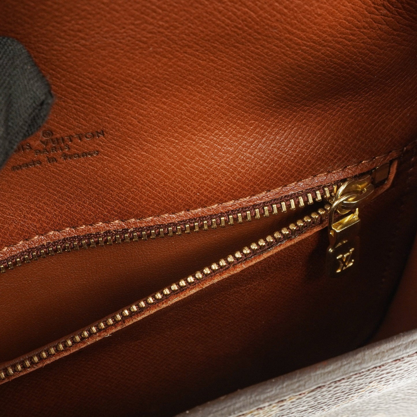 Louis Vuitton Saint Cloud  MM Monogram Canvas Crossbody Bag