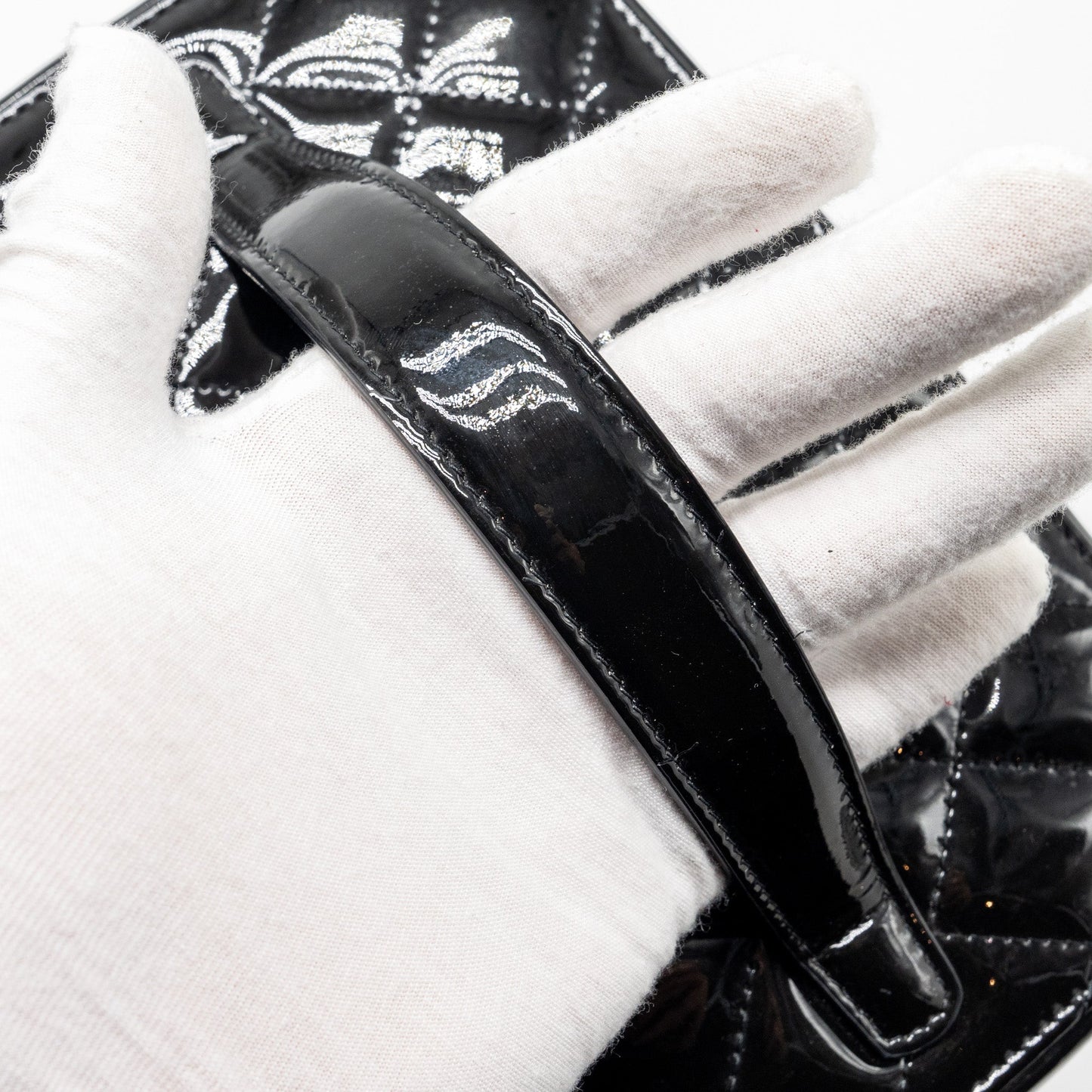 Chanel top handle vanity case patent black L