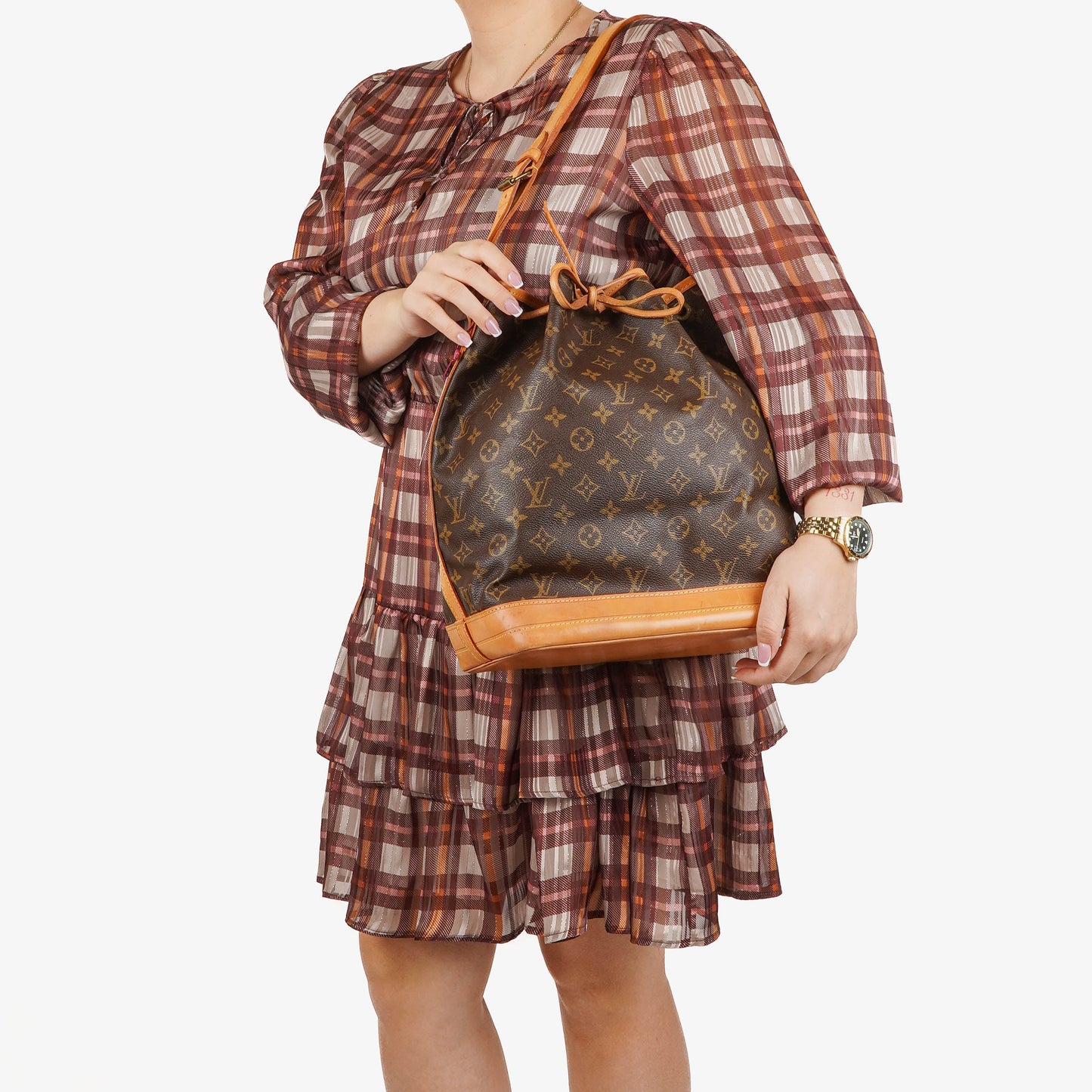 Louis Vuitton Noe Grande GM Monogram Canvas Shoulder Bag