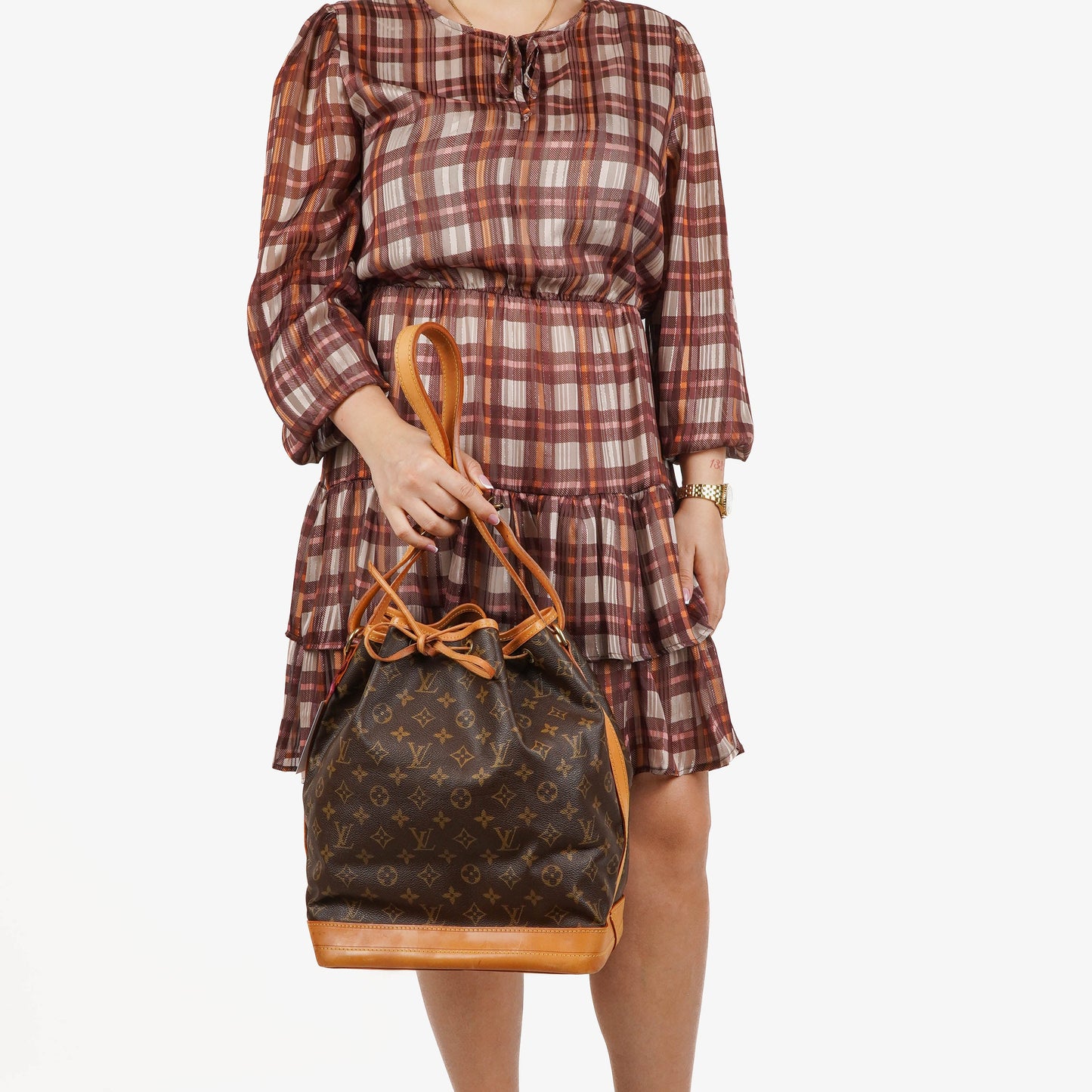 Louis Vuitton Noe Grande GM Monogram Canvas Shoulder Bag