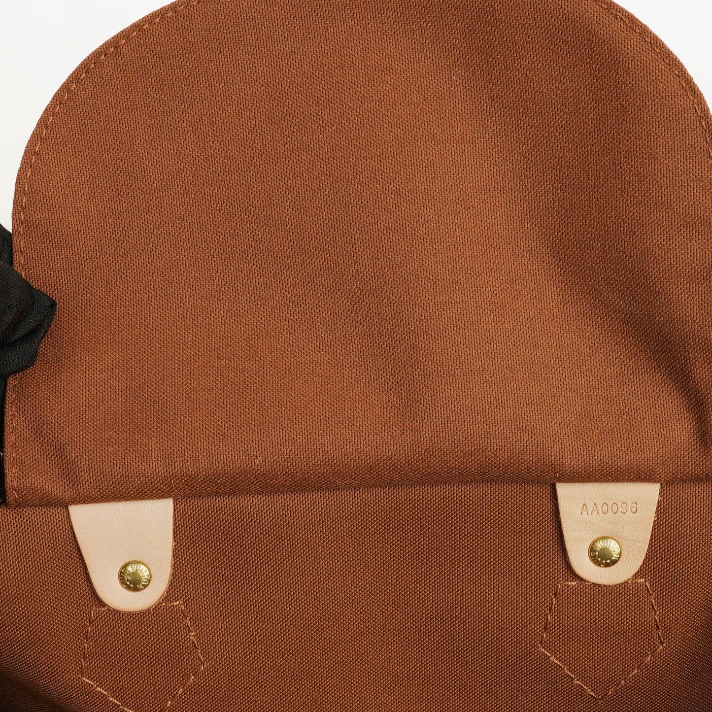 Louis Vuitton  40 Monogram Canvas Bag