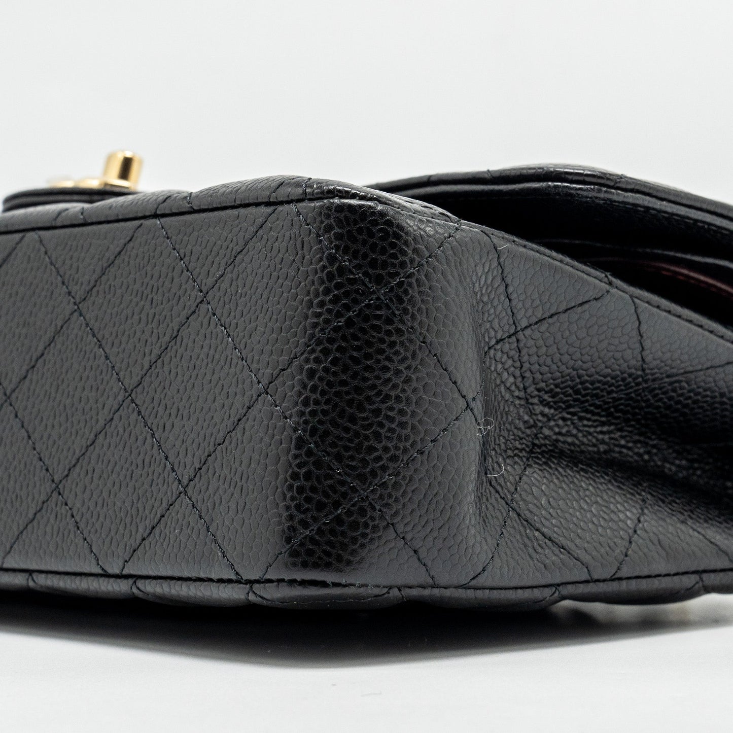Chanel medium classic double flap bag Caviar black  (microchip)