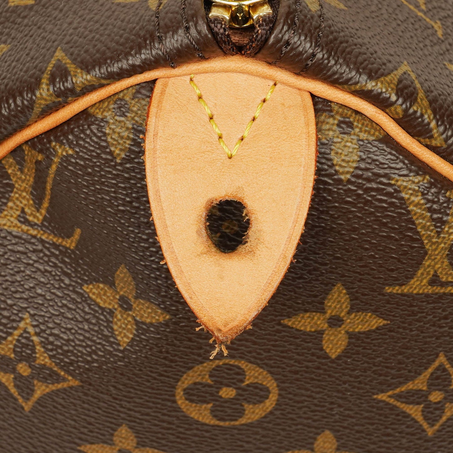 Louis Vuitton  40 Monogram Canvas Bag