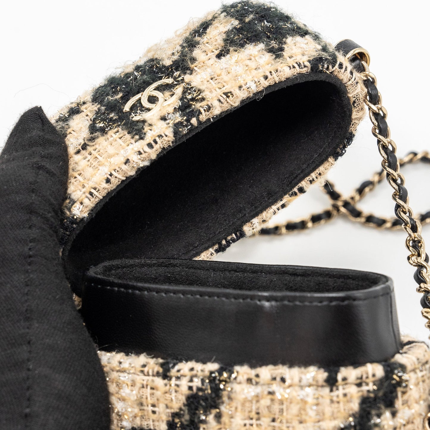 Chanel vertical phone case tweed multicolor black / light brown L
