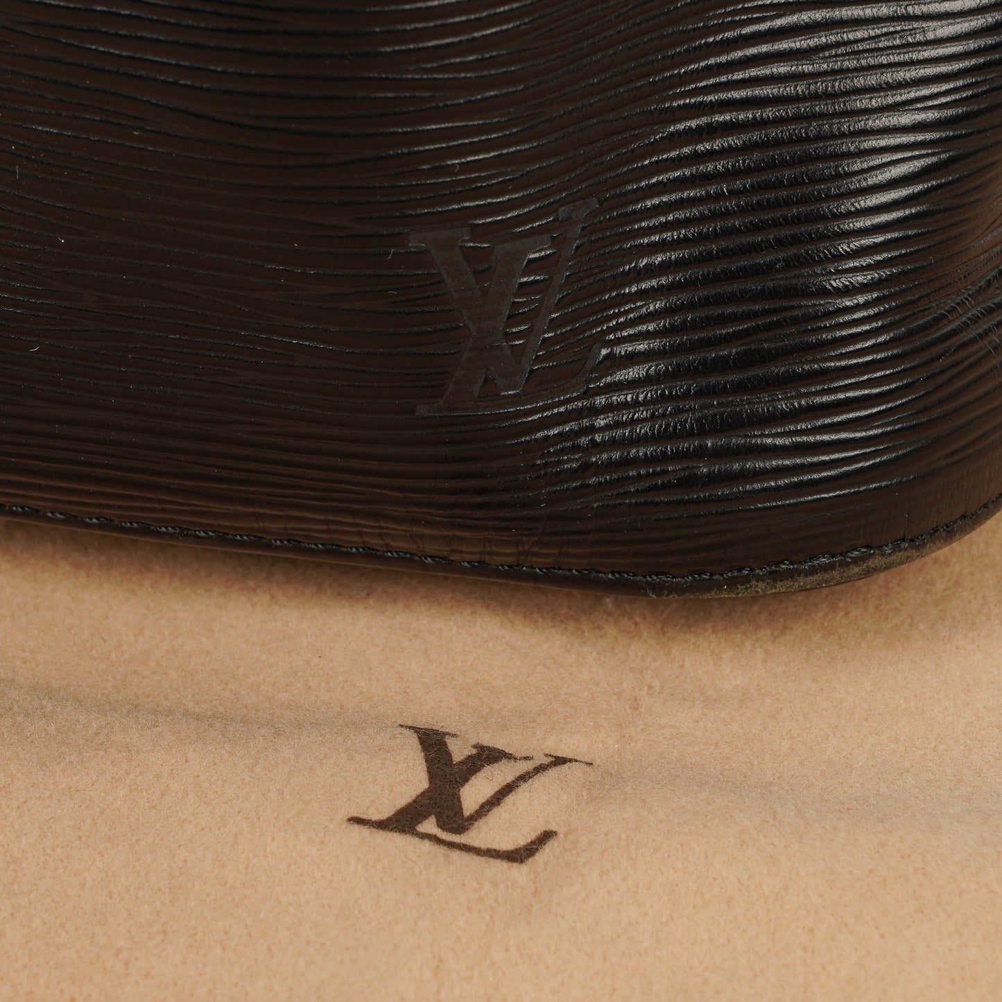Louis Vuitton Petit Noe Black EPI Leather Shoulder Bag