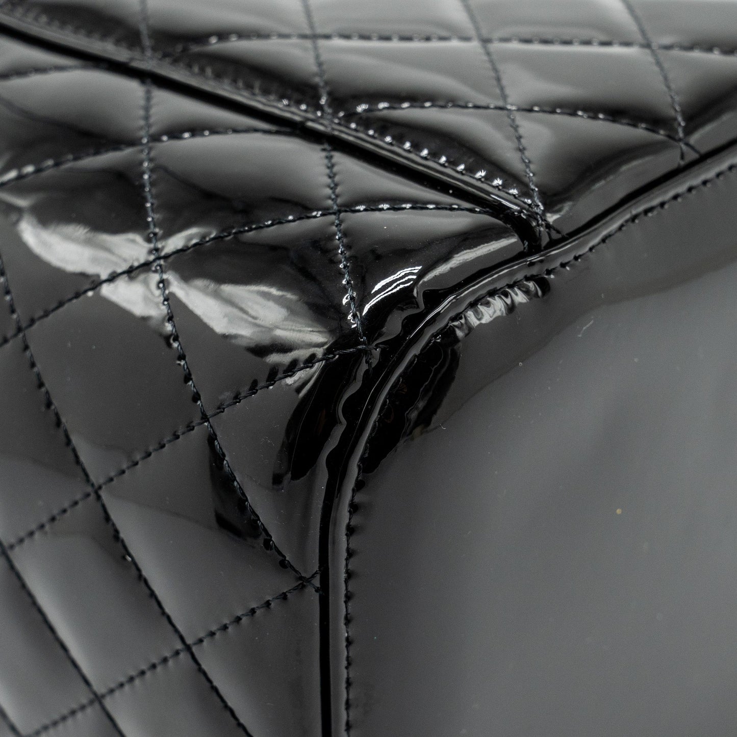 Chanel top handle vanity case patent black L