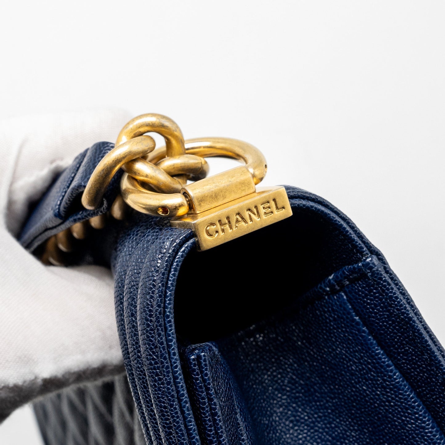 Chanel Medium boy bag caviar navy