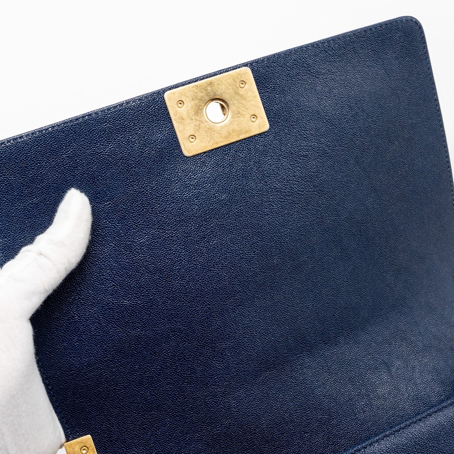 Chanel Medium boy bag caviar navy